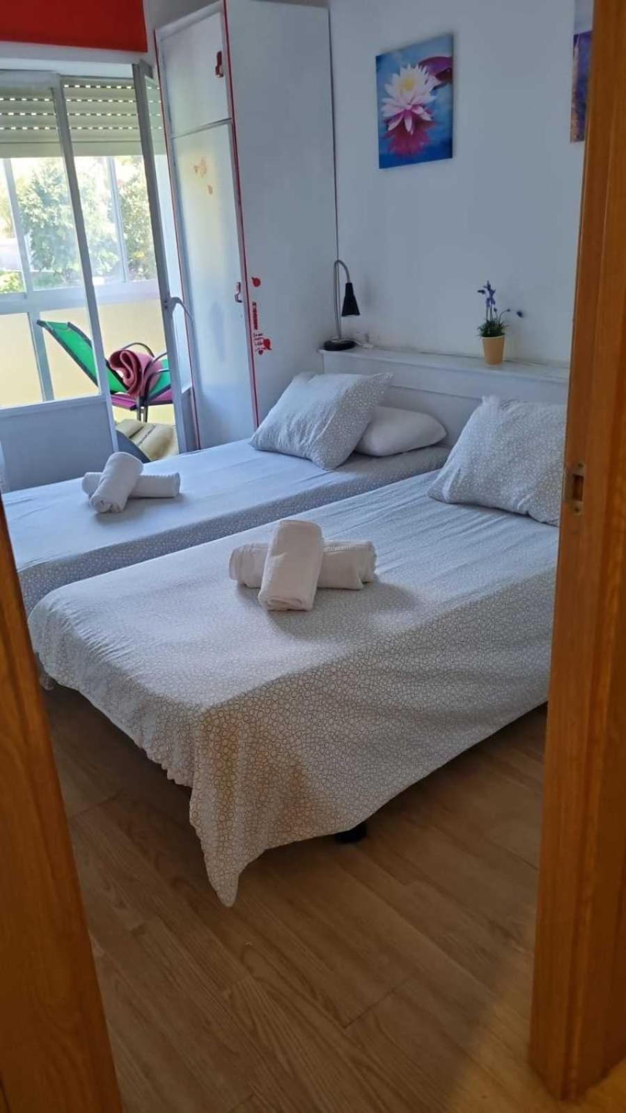 Piso Rio Nervion 15 Minutos Bilbao Daire Ugao-Miraballes Dış mekan fotoğraf
